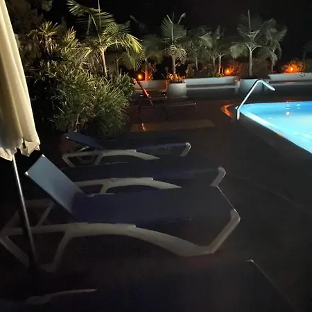 1 Holiday home